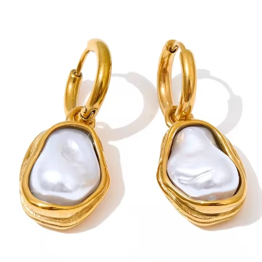 Classic Gold Pearl Earrings
